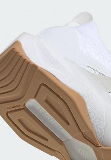 Тренировочные кроссовки