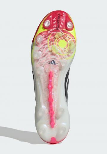 Футбольные бутсы