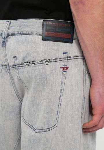 Свободные джинсы