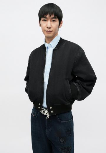 Джинсовая куртка