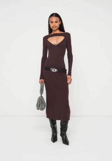 Вязаное платье