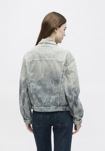Джинсовая куртка