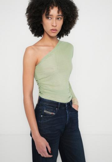 Свободные джинсы