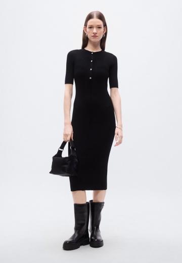 Платье футляр