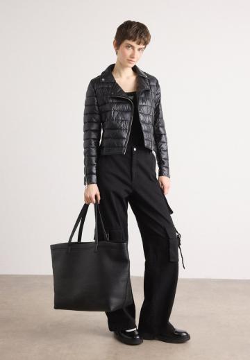 Байкерская куртка