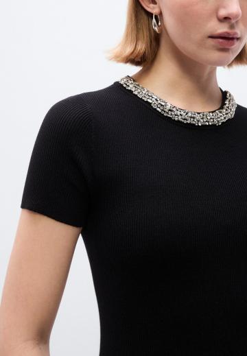 Платье футляр