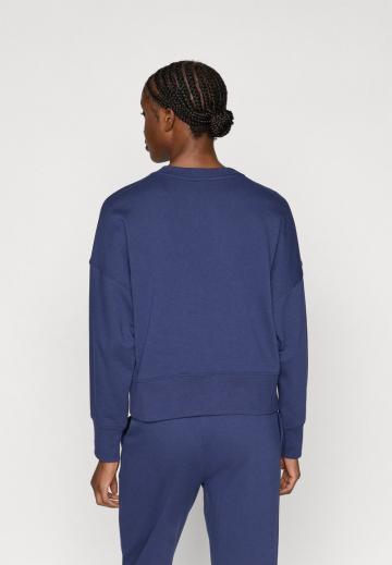 Спортивная толстовка