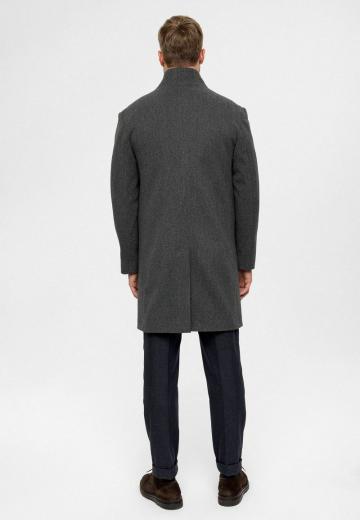 Короткое пальто