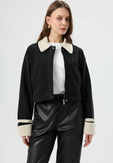 Короткая куртка