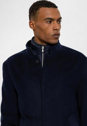 Короткое пальто