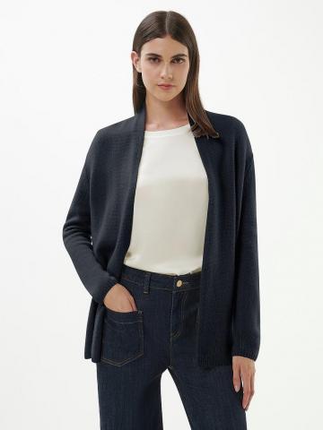 Вязаная кофта