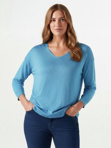 Пуловер с вырезом V