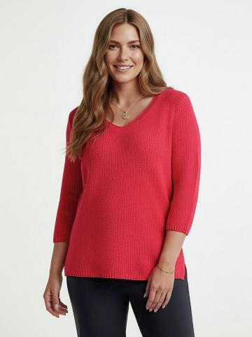 Пуловер с вырезом V