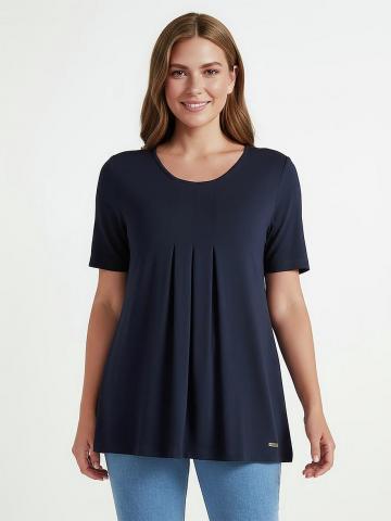 Кофта с круглым вырезом