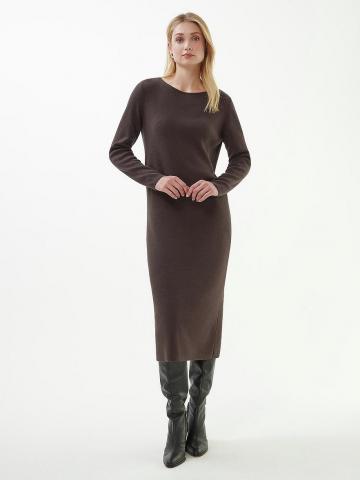 Вязаное платье