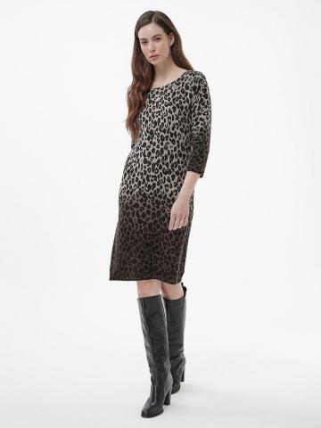 Вязаное платье