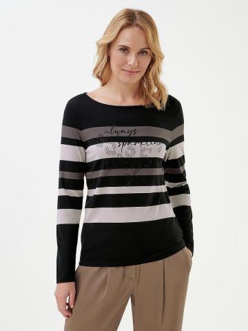 Кофта с круглым вырезом