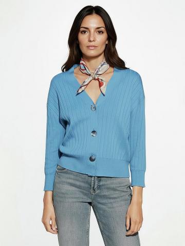 Вязаная кофта