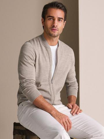 Вязаная кофта