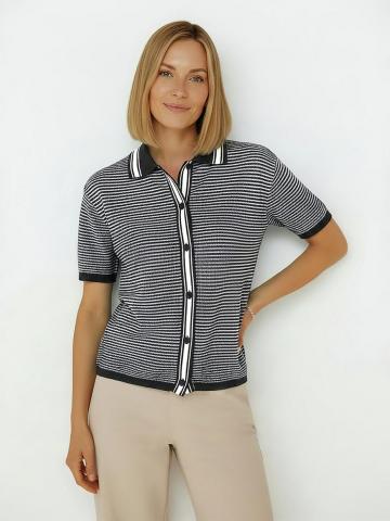 Вязаная кофта