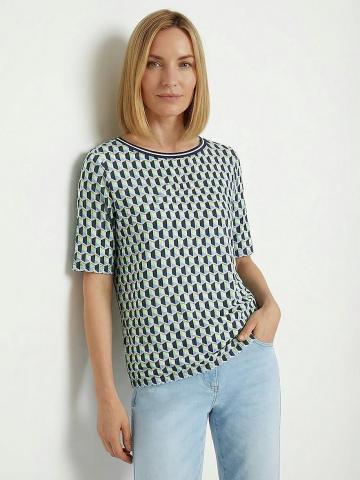 Кофта с круглым вырезом