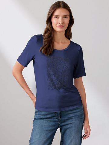 Кофта с круглым вырезом