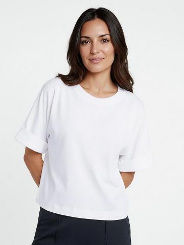 Кофта с круглым вырезом