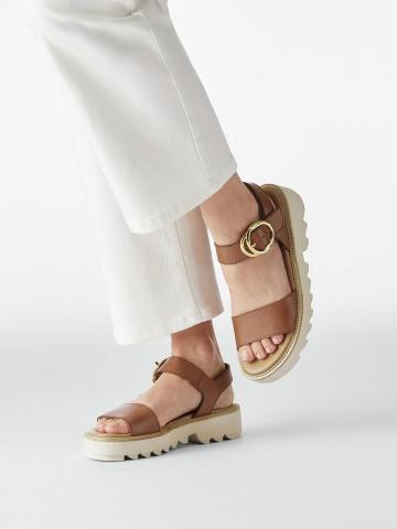 Сандали на платформе