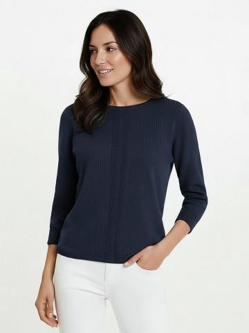 Пуловер с круглым вырезом