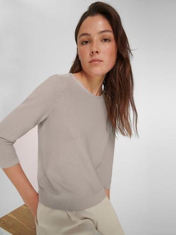 Пуловер с круглым вырезом