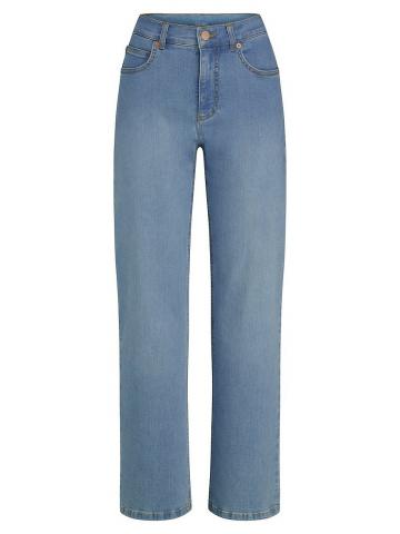 Короткие джинсы