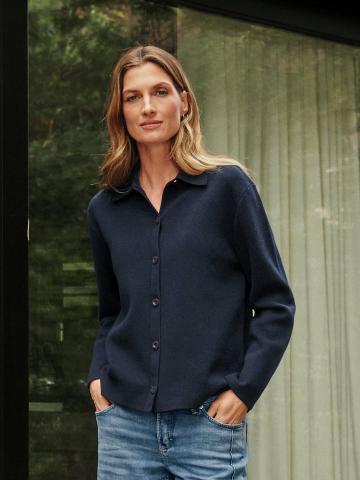 Вязаная кофта