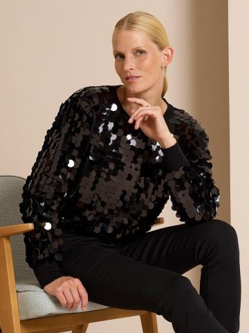 Пуловер с круглым вырезом