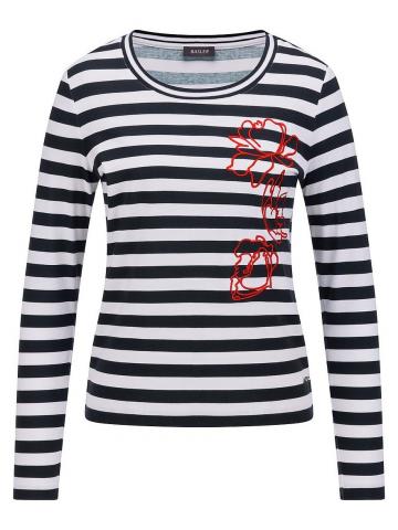 Кофта с круглым вырезом