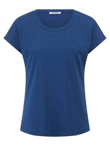 Кофта с круглым вырезом