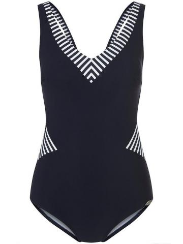 Слитный купальник