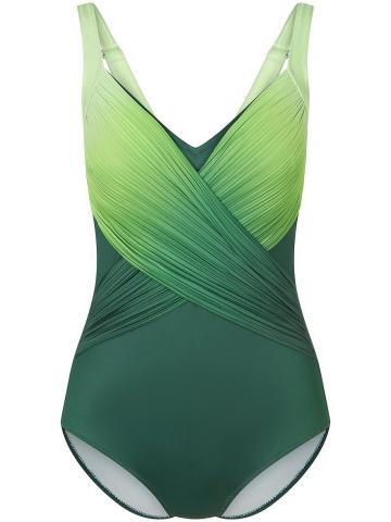 Слитный купальник