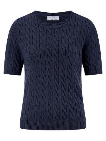 Пуловер с круглым вырезом