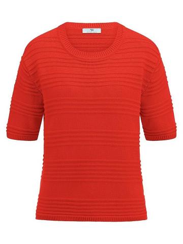 Пуловер с круглым вырезом