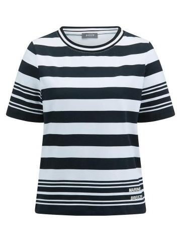 Кофта с круглым вырезом