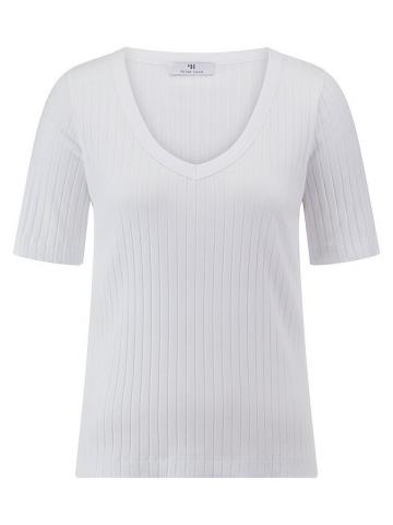 Кофта с вырезом V