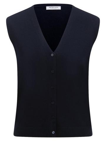 Вязаная жилетка