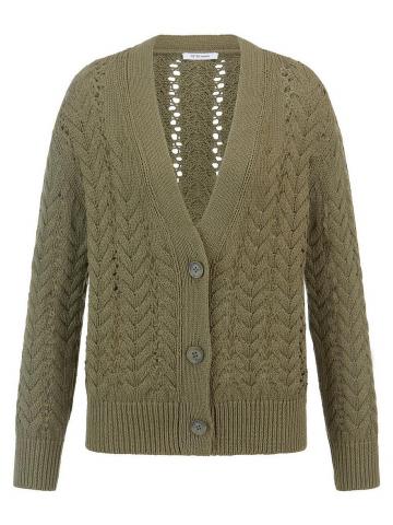 Вязаная кофта