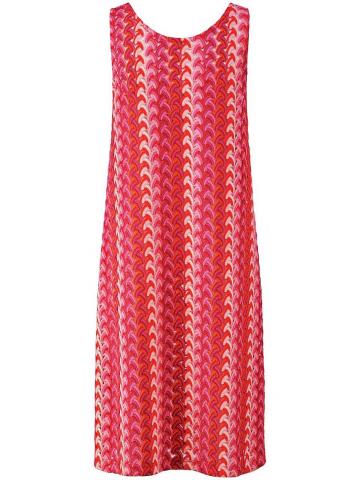 Платье без рукавов