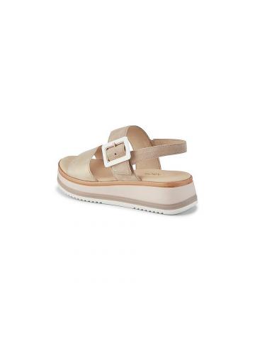 Сандали на платформе