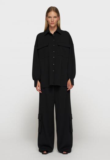 Брюки с накладными карманами