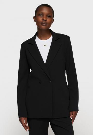 Короткое пальто