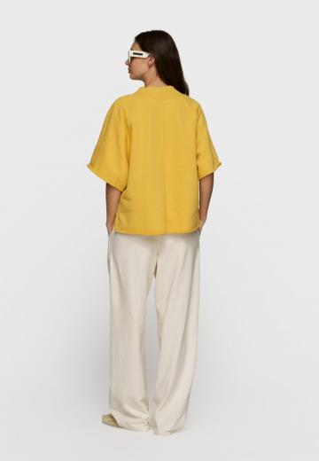 Пуловер с вырезом V