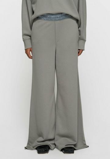 Спортивные штаны