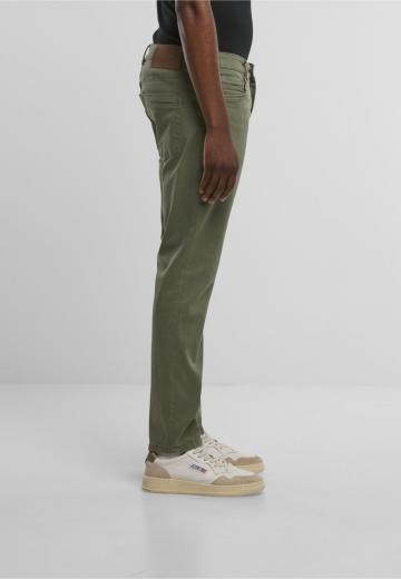 Узкие джинсы